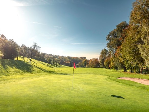 Golfplatz Schloss Liebenstein Panorama Aufnahme