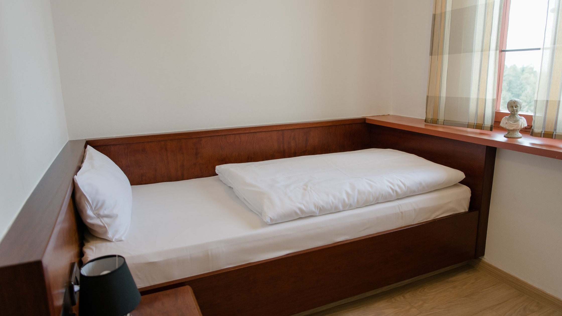 Schloss-Liebenstein-100